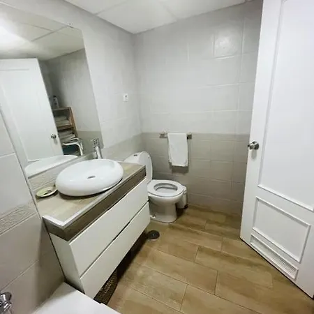 Διαμέρισμα Apartamento Torre Atalaya-teatinos Capital