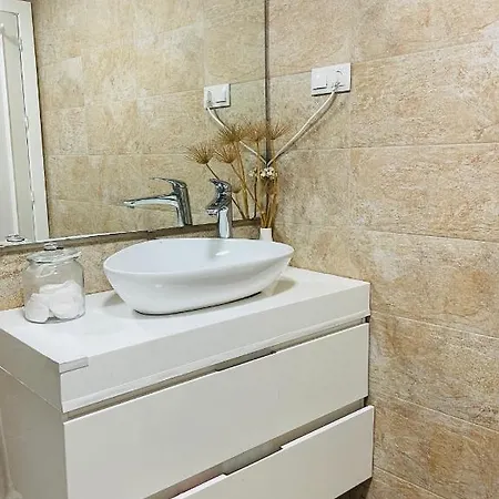 Apartamento Torre Atalaya-teatinos Capital *